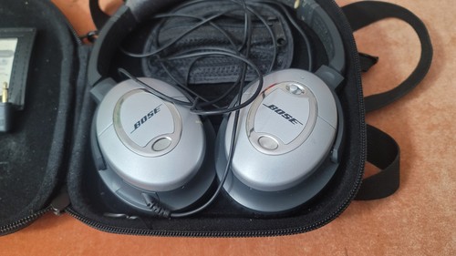 Bose acoustic noise cancelling - bose,