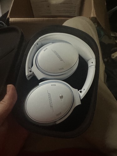 Bose quietcomfort headphones - quietcomfort,